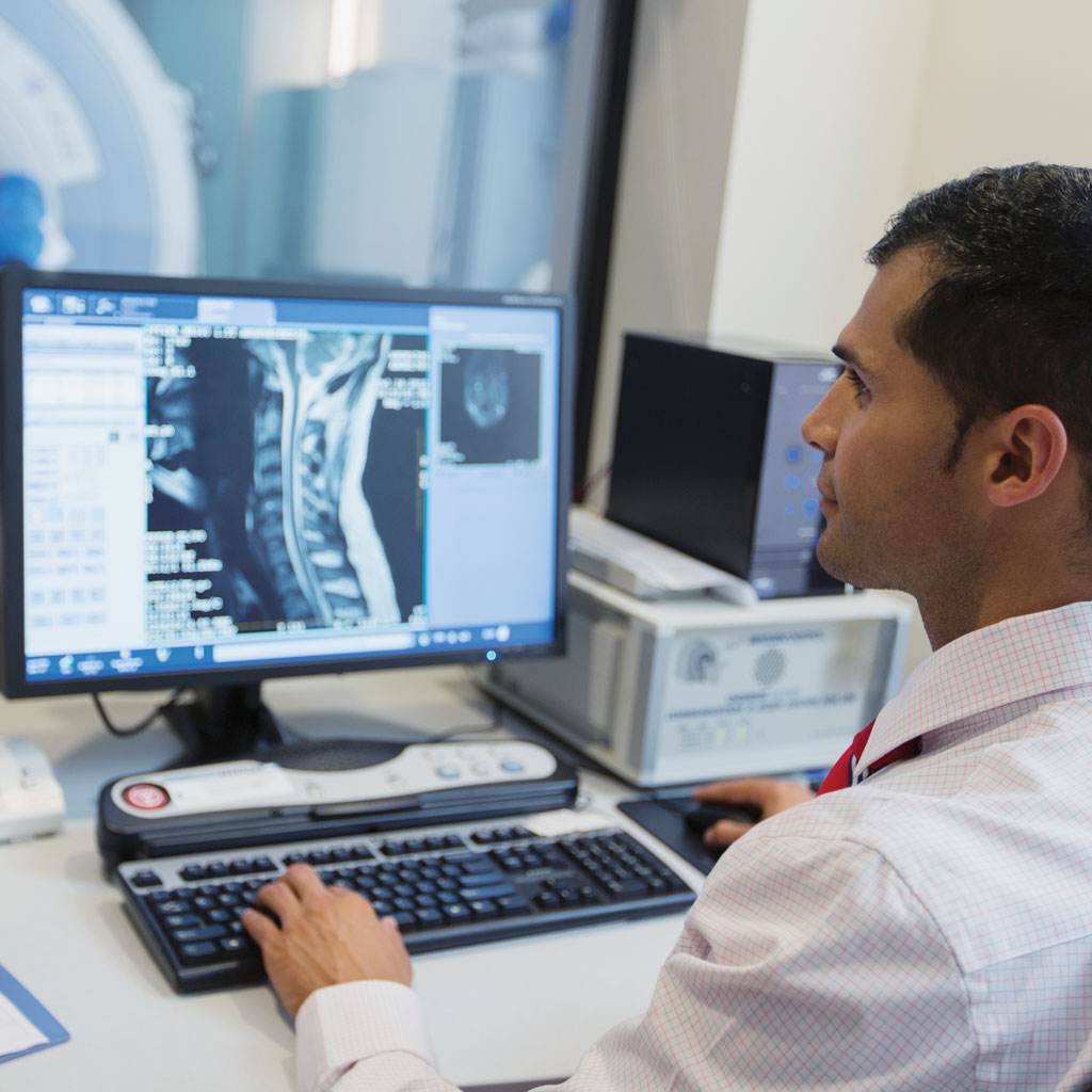 Benefits of a Full Body MRI Doctor Reading Scan